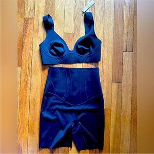 NWT Skims bonded corset matching SET, high waisted biker shorts, size small.